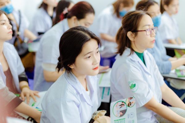 hoc spa o dau uy tin min